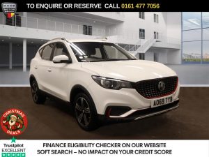 Used 2019 WHITE MG MG ZS SUV 1.5 VTi-TECH Limited Edition SUV 5dr Petrol Manual Euro 6 (s/s) (106 ps) (reg. 2019-11-15) for sale in Stockport