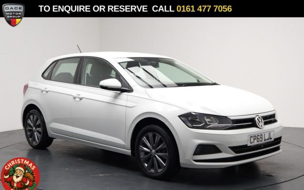 Used 2020 WHITE VOLKSWAGEN POLO Hatchback 1.0 TSI GPF SE Hatchback 5dr Petrol DSG Euro 6 (s/s) (95 ps) (reg. 2020-01-23) for sale in Stockport
