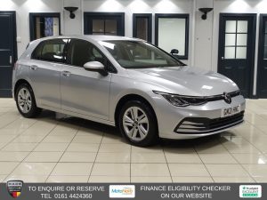 Used 2021 SILVER VOLKSWAGEN GOLF Hatchback 2.0 TDI Life Hatchback 5dr Diesel DSG Euro 6 (s/s) (115 ps) (reg. 2021-06-11) for sale in Altrincham