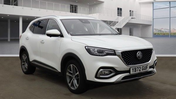 Used 2022 WHITE MG MG HS SUV 1.5 T-GDI 16.6kWh Exclusive SUV 5dr Petrol Plug-in Hybrid Auto Euro 6 (s/s) (258 ps) (reg. 2022-12-22) for sale in Manchester