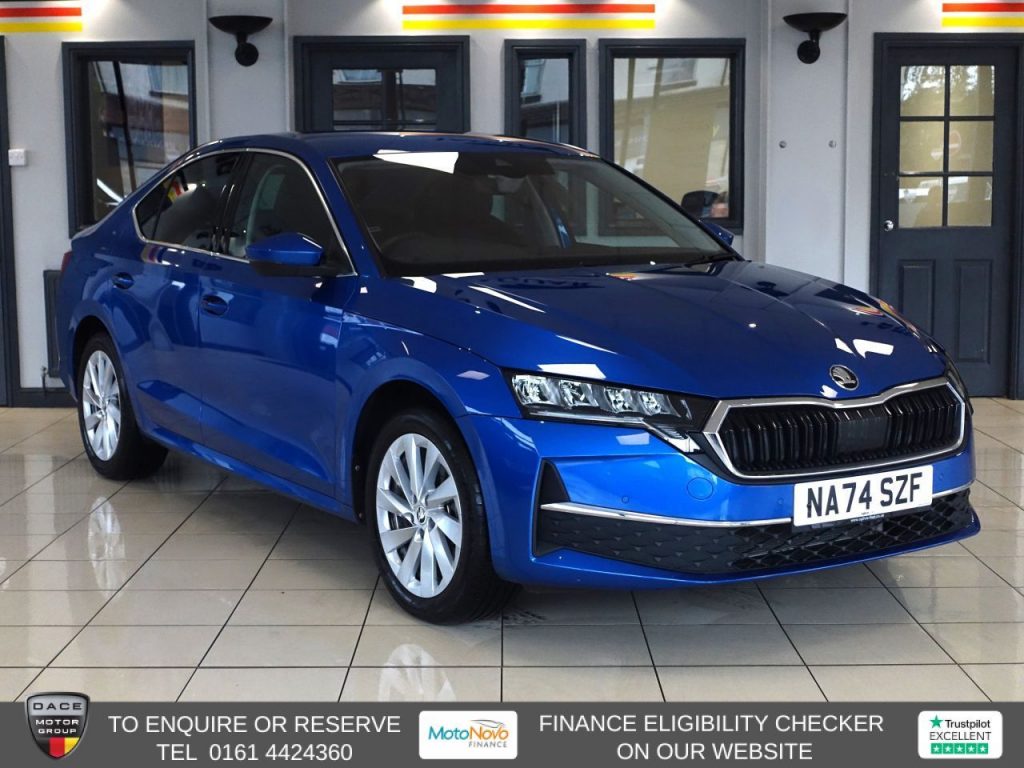 Used 2025 BLUE SKODA OCTAVIA Hatchback 1.5 TSI ACT SE L Hatchback 5dr Petrol Manual Euro 6 (s/s) (150 ps) (reg. 2025-01-24) for sale in Altrincham