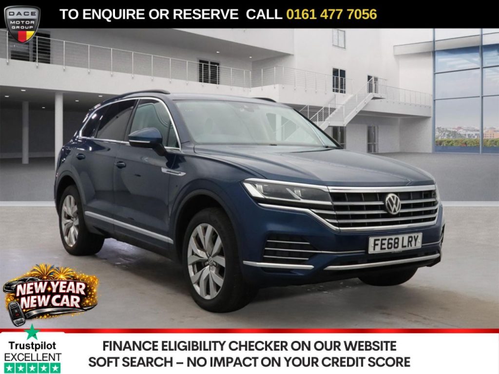 Used 2018 BLUE VOLKSWAGEN TOUAREG SUV 3.0 TDI V6 SEL SUV 5dr Diesel Tiptronic 4Motion Euro 6 (s/s) (286 ps) (reg. 2018-09-30) for sale in Stockport