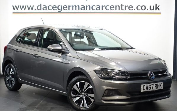 Used 2018 GREY VOLKSWAGEN POLO Hatchback 1.0 SE Hatchback 5dr Petrol Manual Euro 6 (s/s) (65 ps) (reg. 2018-01-30) for sale in Altrincham