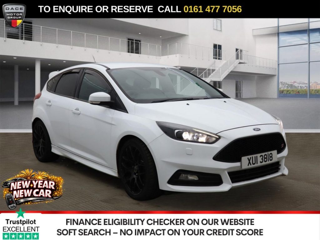 Used 2018 WHITE FORD FOCUS Hatchback 2.0 TDCi ST-3 Hatchback 5dr Diesel Manual Euro 6 (s/s) (185 ps) (reg. 2018-07-06) for sale in Stockport
