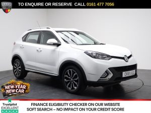 Used 2018 WHITE MG GS SUV 1.5 TGI Exclusive SUV 5dr Petrol Manual Euro 6 (s/s) (160 ps) (reg. 2018-04-25) for sale in Stockport