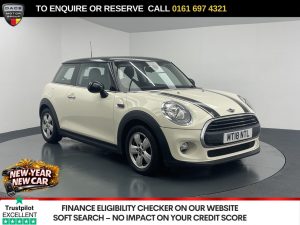 Used 2018 WHITE MINI HATCH Hatchback 1.5 One Hatchback 3dr Petrol Manual Euro 6 (s/s) (102 ps) (reg. 2018-05-16) for sale in Manchester
