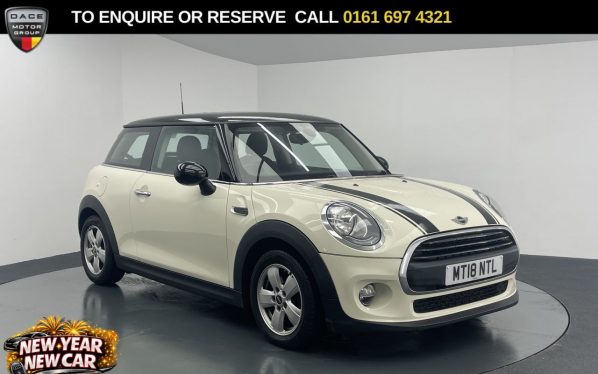Used 2018 WHITE MINI HATCH Hatchback 1.5 One Hatchback 3dr Petrol Manual Euro 6 (s/s) (102 ps) (reg. 2018-05-16) for sale in Manchester
