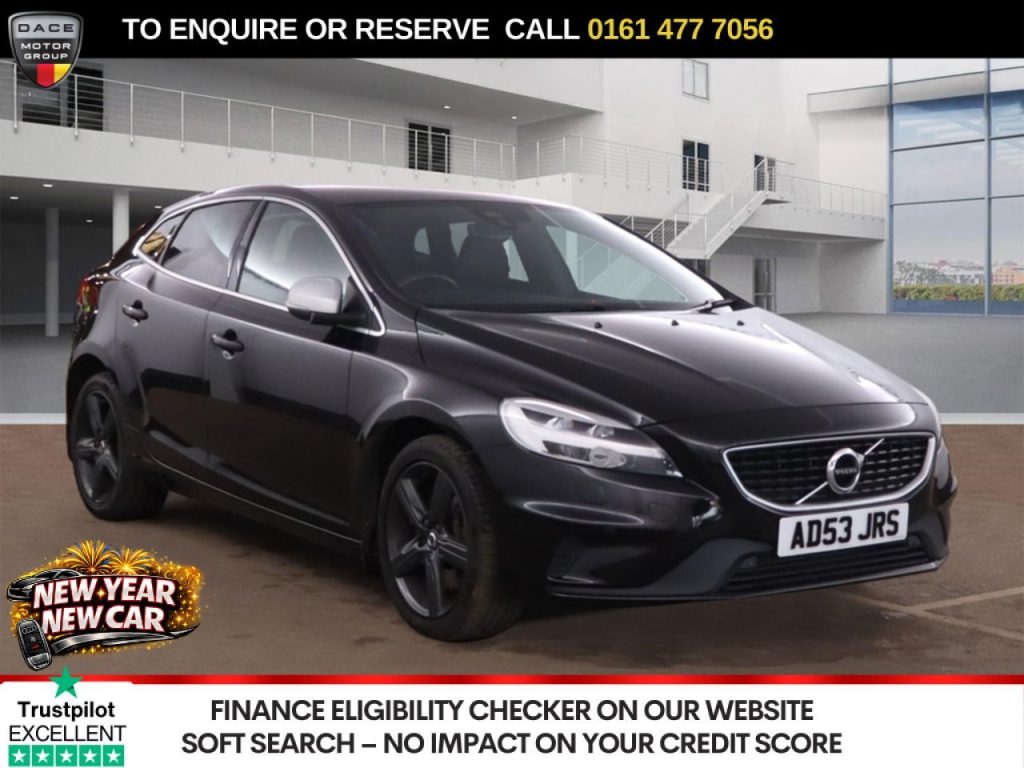 Used 2019 BLACK VOLVO V40 Hatchback 1.5 T2 R-Design Edition Hatchback 5dr Petrol Auto Euro 6 (s/s) (122 ps) (reg. 2019-06-17) for sale in Stockport