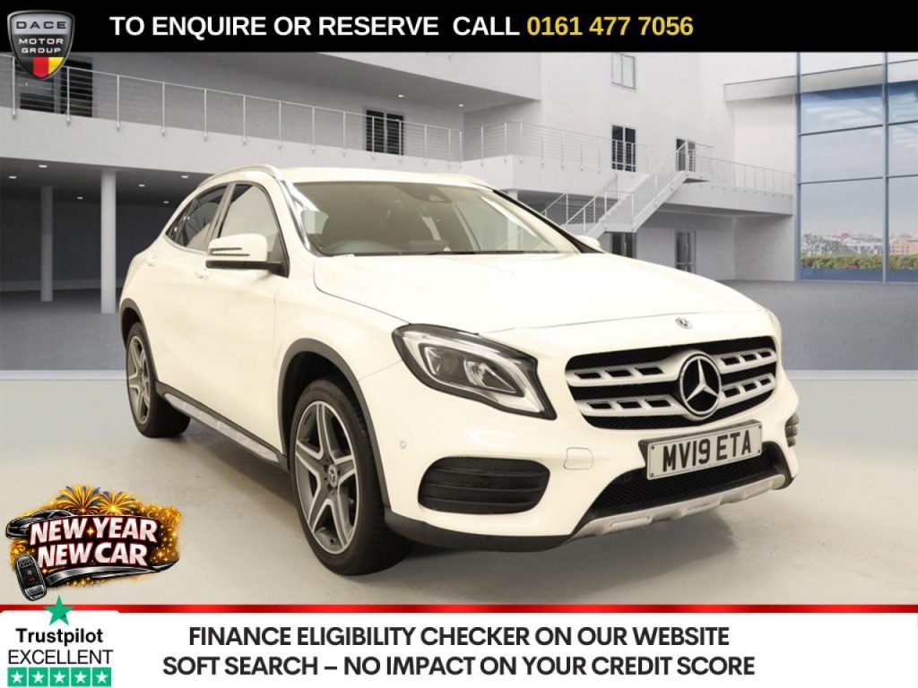 Used 2019 WHITE MERCEDES-BENZ GLA SUV 2.1 GLA200d AMG Line (Premium) SUV 5dr Diesel 7G-DCT 4MATIC Euro 6 (s/s) (136 ps) (reg. 2019-03-02) for sale in Stockport