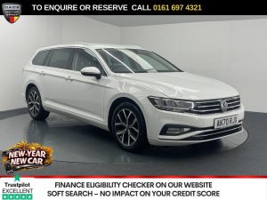 Used 2020 WHITE VOLKSWAGEN PASSAT Estate 2.0 TDI EVO SEL Estate 5dr Diesel DSG Euro 6 (s/s) (150 ps) (reg. 2020-12-10) for sale in Manchester
