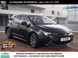 Used 2021 BLACK TOYOTA COROLLA Estate 1.8 VVT-h GPF Design Touring Sports 5dr Petrol Hybrid CVT Euro 6 (s/s) (122 ps) (reg. 2021-10-21) for sale in Stockport