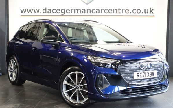 Used 2021 BLUE AUDI Q4 E-TRON SUV 35 Edition 1 SUV 5dr Electric Auto 55kWh (170 ps) (reg. 2021-12-16) for sale in Altrincham