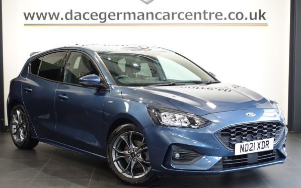 Used 2021 BLUE FORD FOCUS Hatchback 1.5 EcoBlue ST-Line Hatchback 5dr Diesel Manual Euro 6 (s/s) (120 ps) (reg. 2021-04-09) for sale in Altrincham