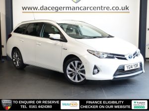 Used 2014 WHITE TOYOTA AURIS Estate 1.8 VVT-h Excel Touring Sports 5dr Petrol Hybrid CVT Euro 5 (s/s) (136 ps) (reg. 2014-03-27) for sale in Altrincham