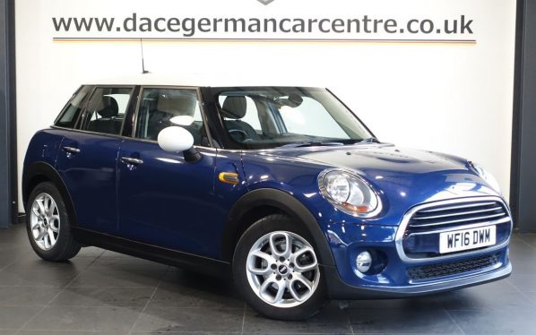 Used 2016 BLUE MINI HATCH Hatchback 1.5 Cooper Hatchback 5dr Petrol Manual Euro 6 (s/s) (136 ps) (reg. 2016-03-31) for sale in Altrincham