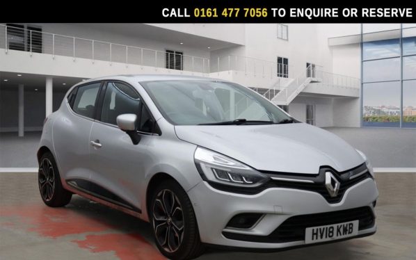 Used 2018 SILVER RENAULT CLIO Hatchback 0.9 TCe Signature Nav Hatchback 5dr Petrol Manual Euro 6 (s/s) (90 ps) (reg. 2018-04-26) for sale in Stockport