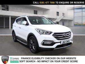 Used 2018 WHITE HYUNDAI SANTA FE SUV 2.2 CRDi Blue Drive Endurance Edition SUV 5dr Diesel Auto 4WD Euro 6 (s/s) (7 Seat) (200 ps) (reg. 2018-03-26) for sale in Stockport