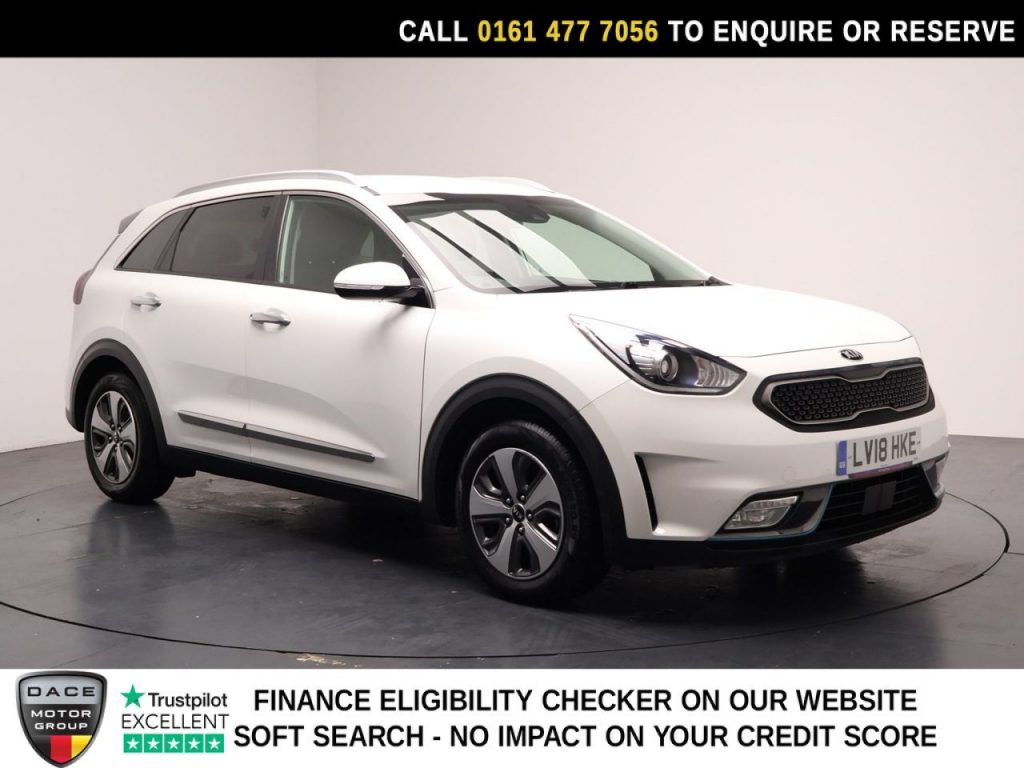 Used 2018 WHITE KIA NIRO SUV 1.6 GDi 8.9kWh 3 SUV 5dr Petrol Plug-in Hybrid DCT Euro 6 (s/s) (139 bhp) (reg. 2018-03-24) for sale in Stockport