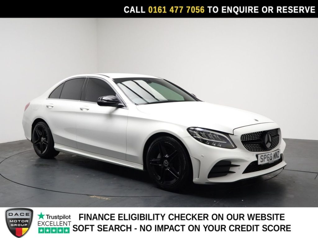 Used 2018 WHITE MERCEDES-BENZ C-CLASS Saloon 1.5 C200 MHEV EQ Boost AMG Line Saloon 4dr Petrol G-Tronic+ Euro 6 (s/s) (198 ps) (reg. 2018-10-31) for sale in Stockport