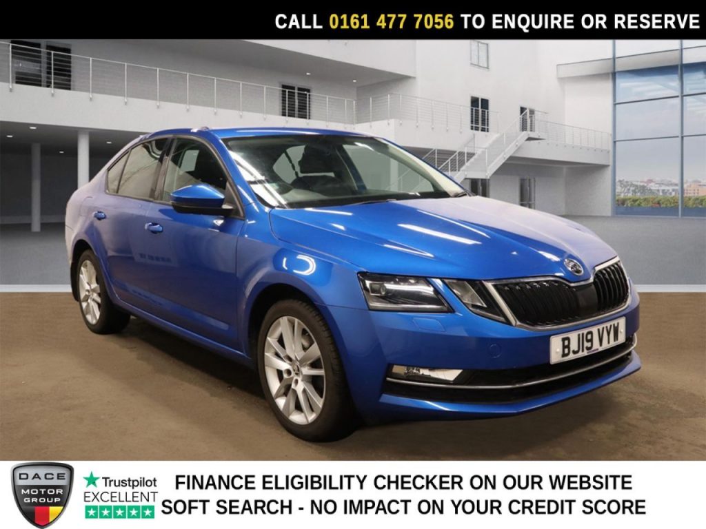 Used 2019 BLUE SKODA OCTAVIA Hatchback 1.5 TSI GPF ACT SE L Hatchback 5dr Petrol DSG Euro 6 (s/s) (150 ps) (reg. 2019-03-11) for sale in Stockport