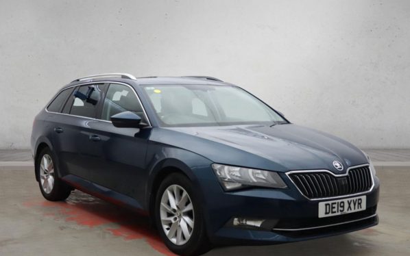Used 2019 BLUE SKODA SUPERB Estate 1.5 TSI ACT SE Technology Estate 5dr Petrol DSG Euro 6 (s/s) (150 ps) (reg. 2019-03-05) for sale in Altrincham