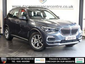 Used 2019 GREY BMW X5 SUV 3.0 40i xLine SUV 5dr Petrol Auto xDrive Euro 6 (s/s) (340 ps) (reg. 2019-05-08) for sale in Altrincham