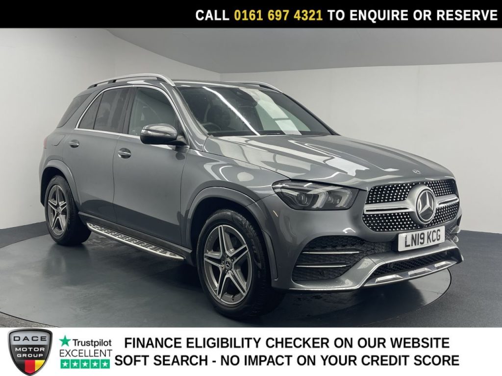 Used 2019 GREY MERCEDES-BENZ GLE SUV 2.0 GLE300d AMG Line (Premium) SUV 5dr Diesel G-Tronic 4MATIC Euro 6 (s/s) (245 ps) (reg. 2019-03-15) for sale in Manchester