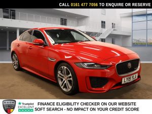 Used 2019 RED JAGUAR XE Saloon 2.0 P250i R-Dynamic SE Saloon 4dr Petrol Auto Euro 6 (s/s) (250 ps) (reg. 2019-05-13) for sale in Stockport