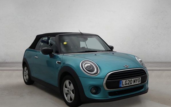 Used 2020 BLUE MINI CONVERTIBLE Convertible 1.5 Cooper Classic Convertible 2dr Petrol Manual Euro 6 (s/s) (136 ps) (reg. 2020-07-13) for sale in Altrincham