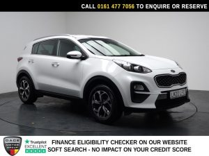 Used 2020 WHITE KIA SPORTAGE SUV 1.6 GDi 2 GPF SUV 5dr Petrol Manual Euro 6 (s/s) (130 bhp) (reg. 2020-07-24) for sale in Stockport