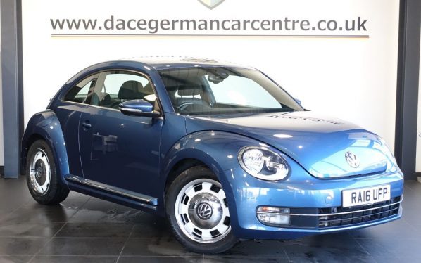 Used 2016 BLUE VOLKSWAGEN BEETLE Hatchback 1.4 TSI BlueMotion Tech Design Hatchback 3dr Petrol Manual Euro 6 (s/s) (150 ps) (reg. 2016-08-16) for sale in Altrincham