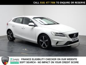 Used 2016 WHITE VOLVO V40 Hatchback 2.0 T3 R-Design Hatchback 5dr Petrol Manual Euro 6 (s/s) (152 ps) (reg. 2016-10-11) for sale in Stockport