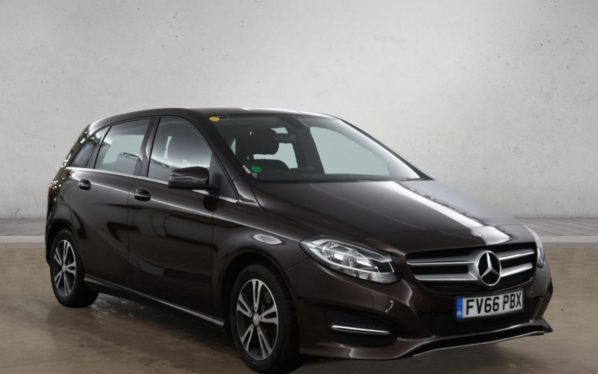 Used 2017 BRONZE MERCEDES-BENZ B-CLASS MPV 1.6 B180 SE MPV 5dr Petrol 7G-DCT Euro 6 (s/s) (122 ps) (reg. 2017-01-30) for sale in Altrincham