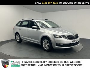 Used 2017 SILVER SKODA OCTAVIA Estate 1.5 TSI ACT SE Estate 5dr Petrol DSG Euro 6 (s/s) (150 ps) (reg. 2017-12-30) for sale in Manchester