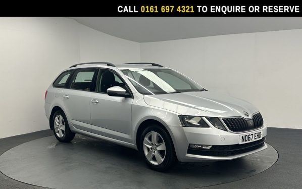 Used 2017 SILVER SKODA OCTAVIA Estate 1.5 TSI ACT SE Estate 5dr Petrol DSG Euro 6 (s/s) (150 ps) (reg. 2017-12-30) for sale in Manchester