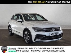 Used 2017 WHITE VOLKSWAGEN TIGUAN SUV 2.0 TDI BlueMotion Tech R-Line SUV 5dr Diesel DSG 4Motion Euro 6 (s/s) (150 ps) (reg. 2017-07-12) for sale in Manchester