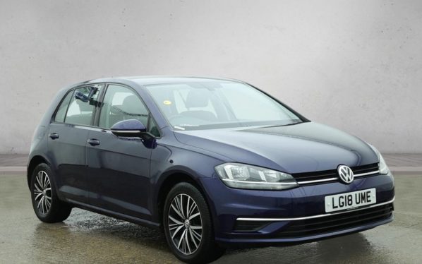 Used 2018 BLUE VOLKSWAGEN GOLF Hatchback 1.4 TSI SE Nav Hatchback 5dr Petrol DSG Euro 6 (s/s) (125 ps) (reg. 2018-03-29) for sale in Altrincham