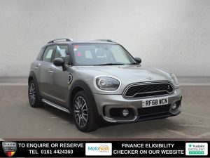 Used 2018 SILVER MINI COUNTRYMAN SUV 2.0 Cooper S Sport SUV 5dr Petrol Steptronic Euro 6 (s/s) (192 ps) (reg. 2018-12-21) for sale in Altrincham