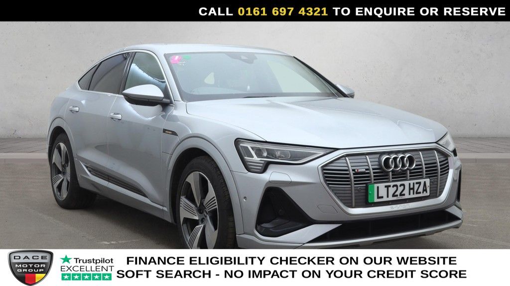 Used 2018 WHITE AUDI Q3 SUV 2.0 TFSI S line Edition SUV 5dr Petrol S Tronic quattro Euro 6 (s/s) (180 ps) (reg. 2018-07-31) for sale in Manchester