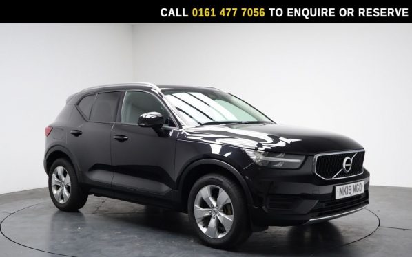 Used 2019 BLACK VOLVO XC40 SUV 1.5 T3 Momentum SUV 5dr Petrol Manual Euro 6 (s/s) (156 ps) (reg. 2019-03-30) for sale in Stockport