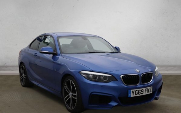 Used 2019 BLUE BMW 2 SERIES Coupe 1.5 218i GPF M Sport Coupe 2dr Petrol Auto Euro 6 (s/s) (136 ps) (reg. 2019-09-06) for sale in Altrincham