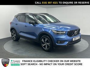 Used 2019 BLUE VOLVO XC40 SUV 1.5 T3 R-Design SUV 5dr Petrol Manual Euro 6 (s/s) (156 ps) (reg. 2019-03-20) for sale in Manchester