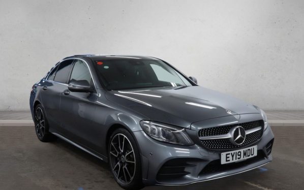 Used 2019 GREY MERCEDES-BENZ C-CLASS Saloon 2.0 C220d AMG Line (Premium) Saloon 4dr Diesel G-Tronic+ Euro 6 (s/s) (194 ps) (reg. 2019-03-01) for sale in Altrincham