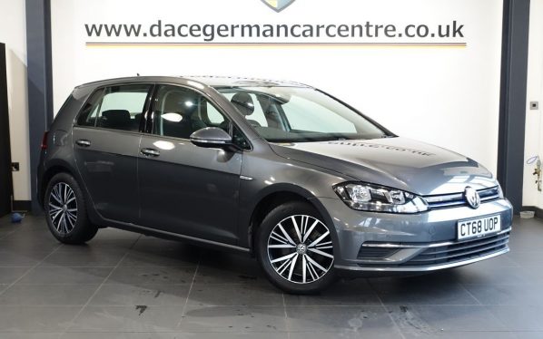Used 2019 GREY VOLKSWAGEN GOLF Hatchback 1.5 TSI EVO SE Nav Hatchback 5dr Petrol Manual Euro 6 (s/s) (130 ps) (reg. 2019-02-24) for sale in Altrincham