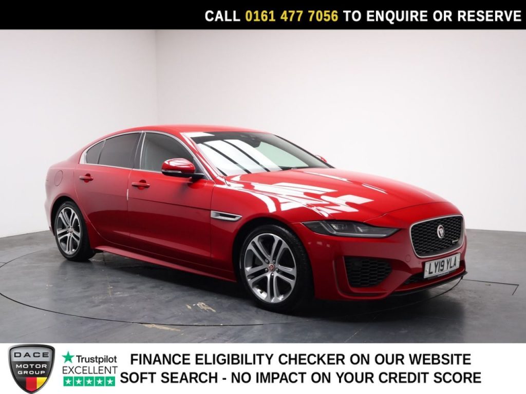 Used 2019 RED JAGUAR XE Saloon 2.0 P250i R-Dynamic SE Saloon 4dr Petrol Auto Euro 6 (s/s) (250 ps) (reg. 2019-05-13) for sale in Stockport