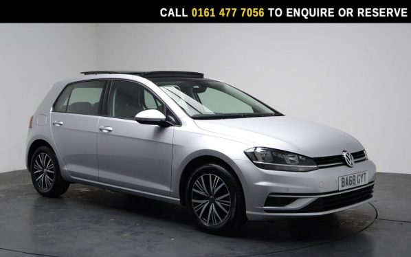 Used 2019 SILVER VOLKSWAGEN GOLF Hatchback 1.5 TSI EVO SE Nav Hatchback 5dr Petrol Manual Euro 6 (s/s) (150 ps) (reg. 2019-01-31) for sale in Stockport