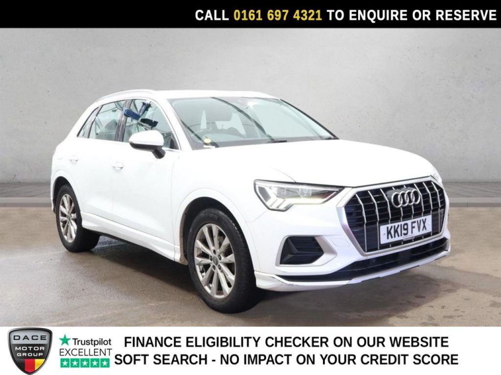 Used 2019 WHITE AUDI Q3 SUV 1.5 TFSI CoD 35 Sport SUV 5dr Petrol Manual Euro 6 (s/s) (150 ps) (reg. 2019-05-30) for sale in Manchester