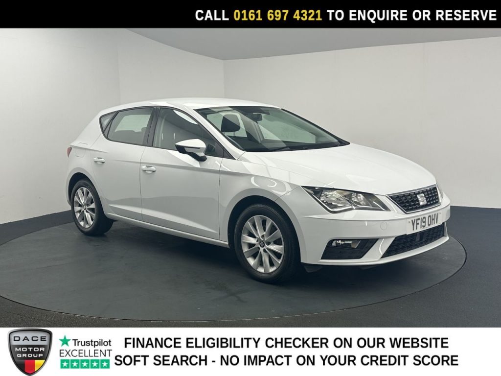 Used 2019 WHITE SEAT LEON Hatchback 1.0 TSI SE Hatchback 5dr Petrol Manual Euro 6 (s/s) (115 ps) (reg. 2019-04-12) for sale in Manchester