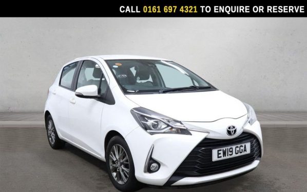 Used 2019 WHITE TOYOTA YARIS Hatchback 1.0 VVT-i Icon Hatchback 5dr Petrol Manual Euro 6 (72 ps) (reg. 2019-07-25) for sale in Manchester