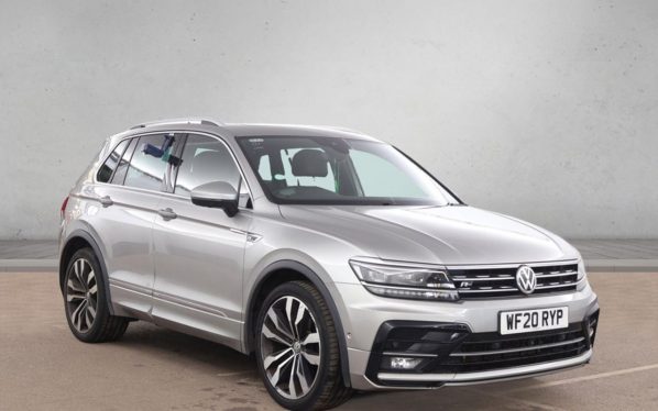 Used 2020 SILVER VOLKSWAGEN TIGUAN SUV 1.5 TSI EVO R-Line Tech SUV 5dr Petrol DSG Euro 6 (s/s) (150 ps) (reg. 2020-06-20) for sale in Altrincham